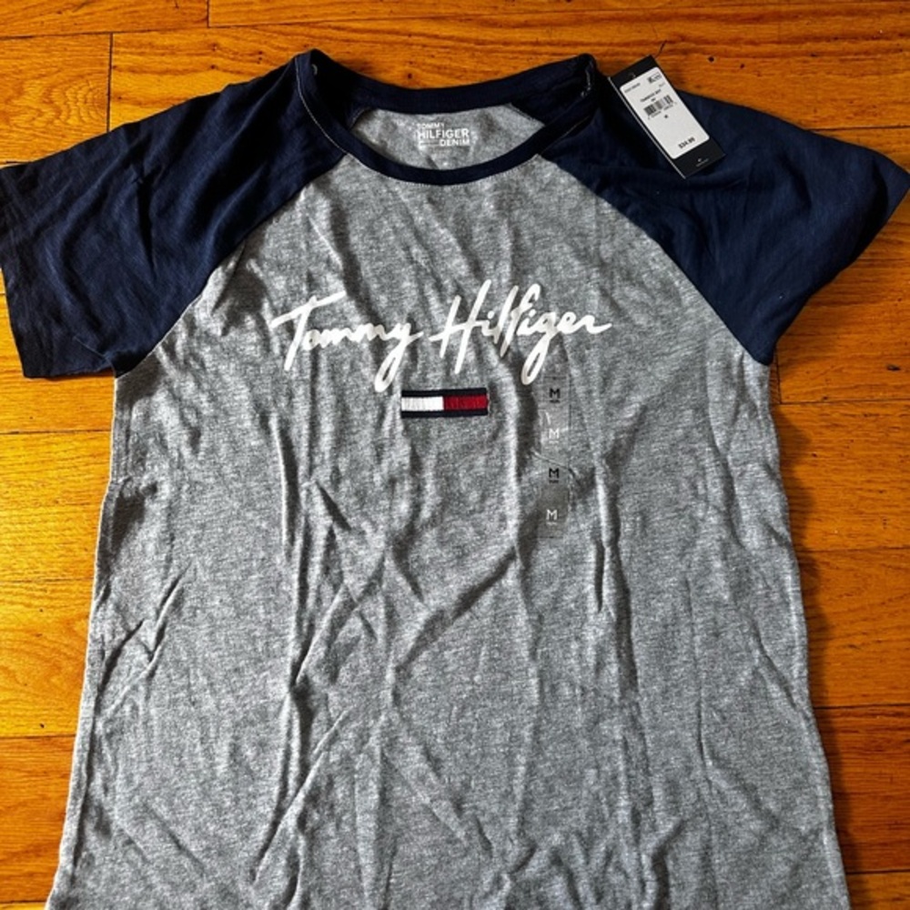 NWT Tommy Hilfiger Denim Gray and Navy Tee